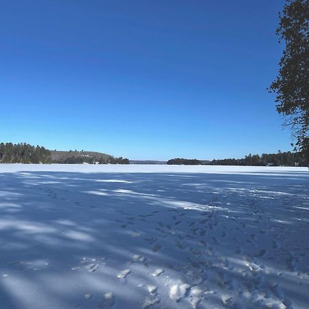 Haliburton Post House 호텔 Minden 외부 사진