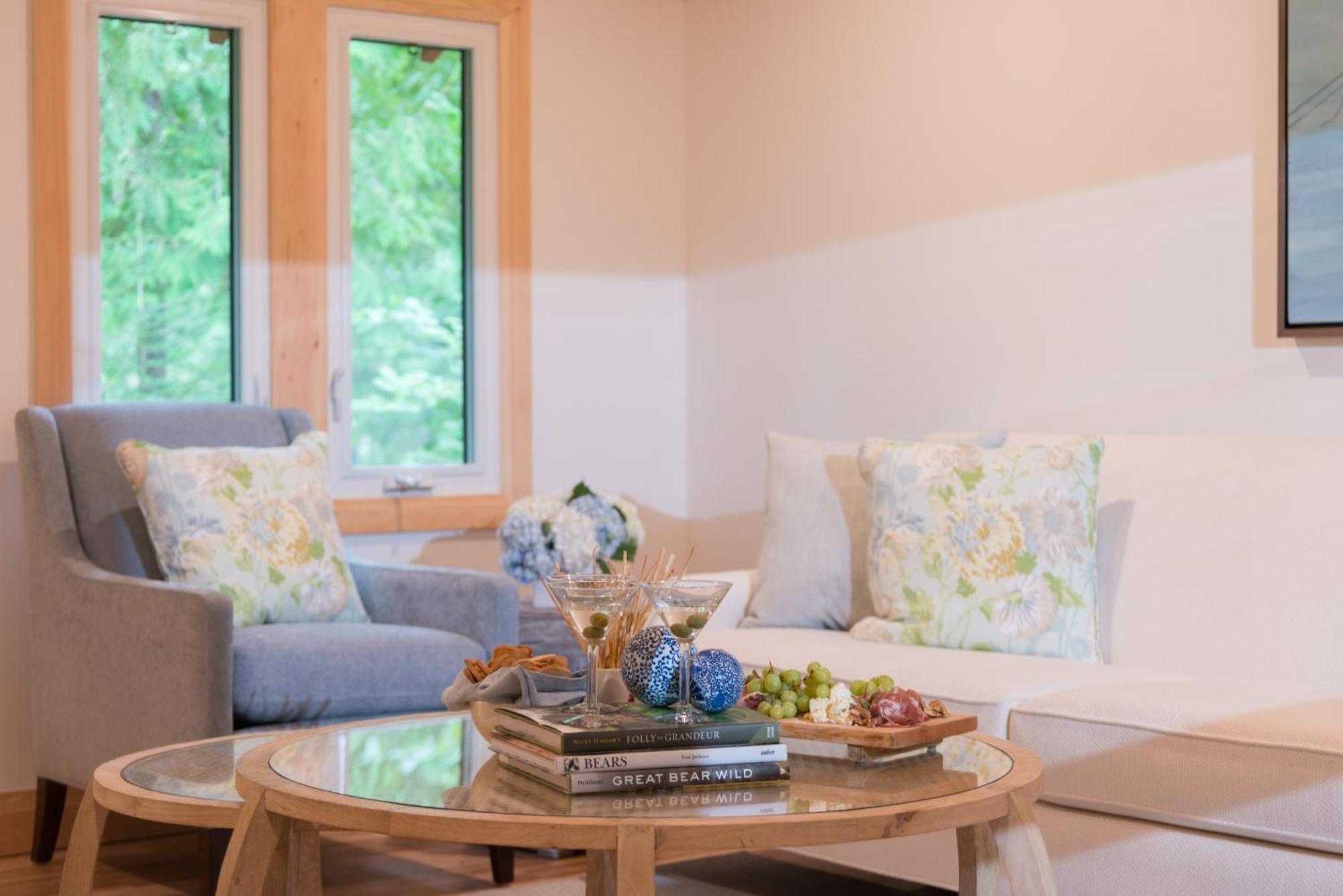 Haliburton Post House 호텔 Minden 외부 사진