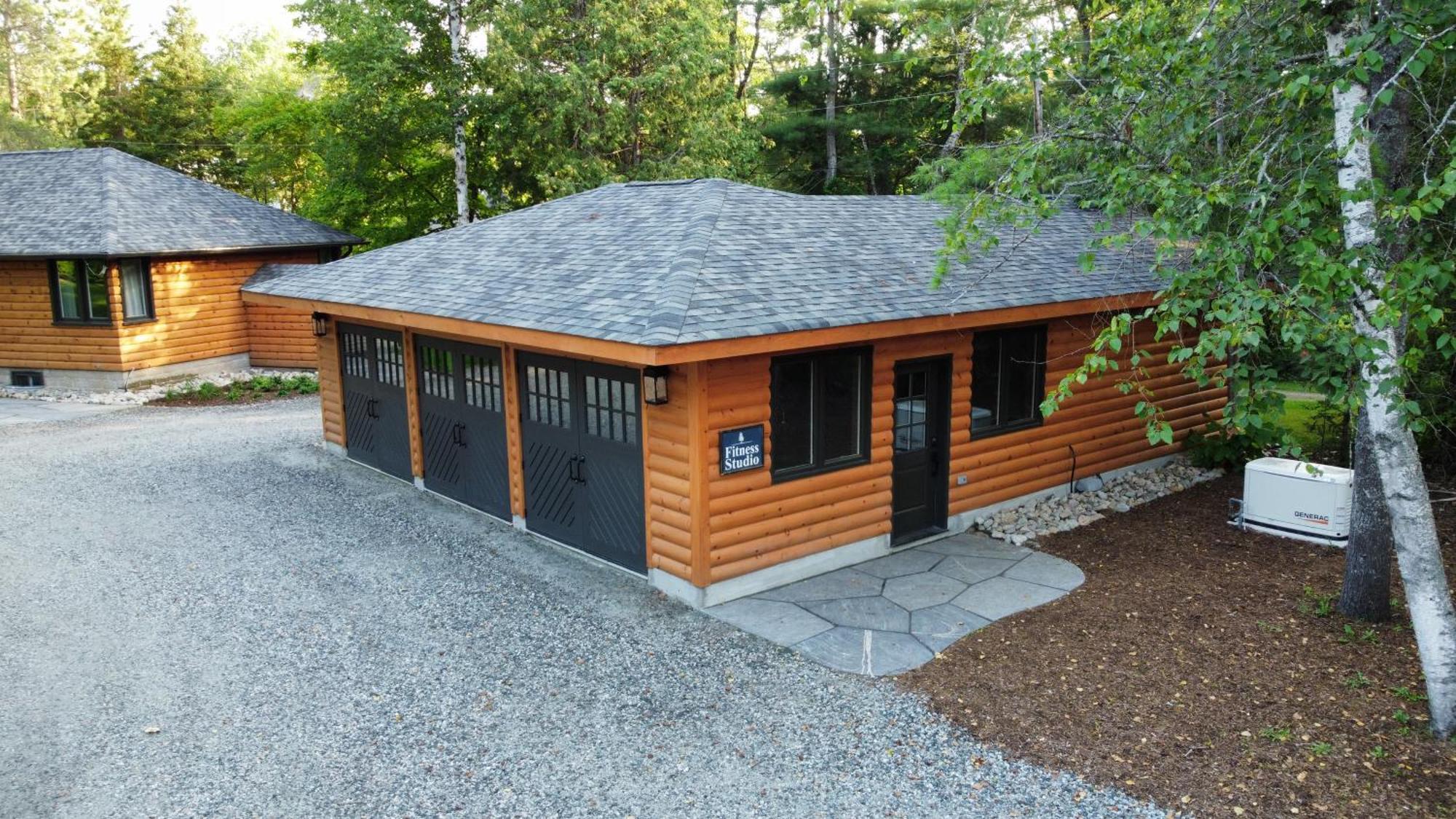 Haliburton Post House 호텔 Minden 외부 사진